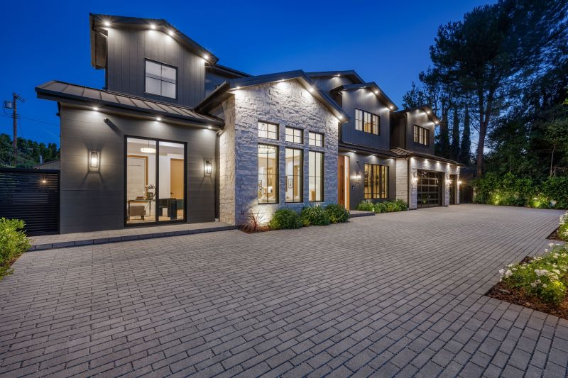 Driveway Lighting Installation in Kansas City, KS